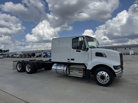 Photo of 2025 VOLVO VAH64600 ATN3338