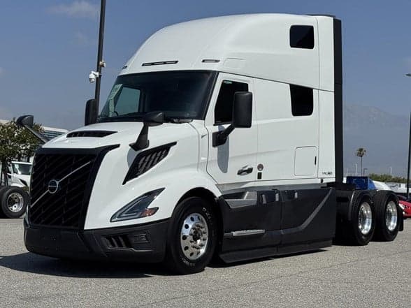 2026 VOLVO VNL64T860 VC9633 photo