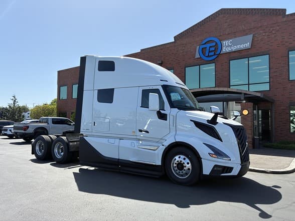 Photo of 2026 VOLVO VNL64T860 VP8727