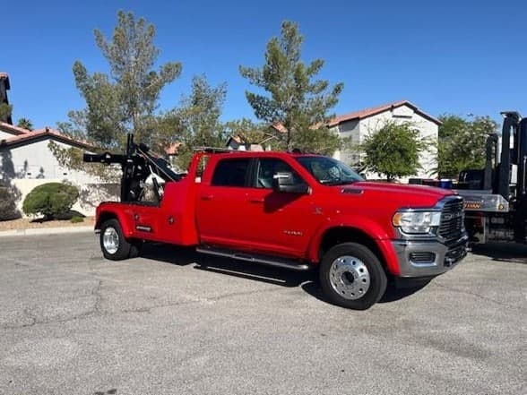 2024 RAM 5500 LARAMIE JN5682